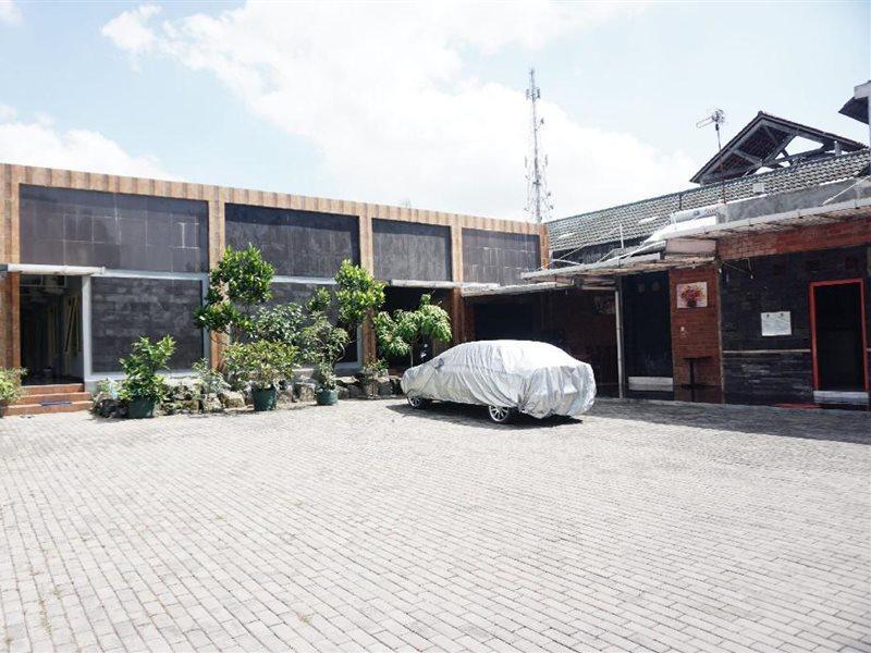 Hotel O Prambanan Near Prambanan Temple Kültér fotó