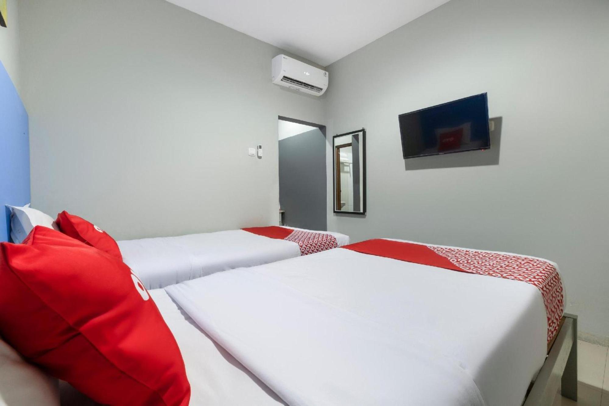 Hotel O Prambanan Near Prambanan Temple Kültér fotó